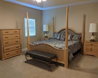 Thomasville king bedroom set