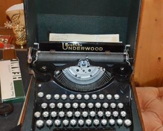 German Antique typewriter