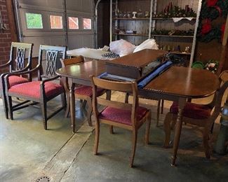 Dining Table and Four Chairs with Leaf