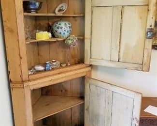 antique corner cabinet, early 1800's