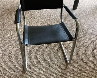 set of 4 Mid Century Chairs