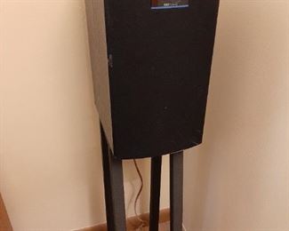 KEF Q10 Speakers with Stands