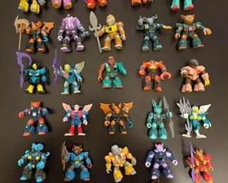 46	Lot of 30 Assorted Battle Beasts	Lot of 30 Battle Beasts figurines.
