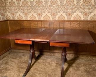 Vintage Duncan Phyfe Drop Leaf