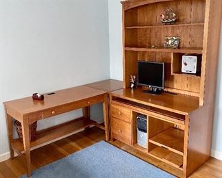 Ethan Allen 3 section desk w/ hutch