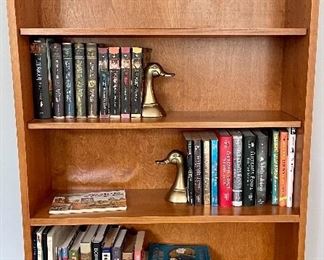 Ethan Allen 4 shelf bookcase