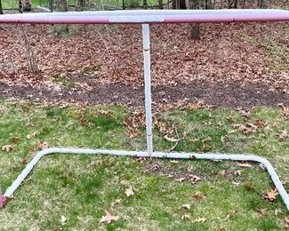 Hockey net w/ new net 