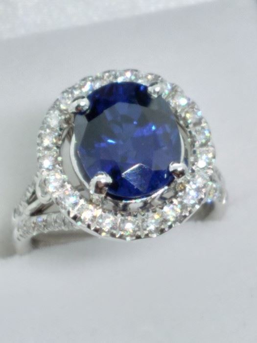 4.25ct. stunning royal blue sapphire and diamond ring crafted in solid 18 karat white gold