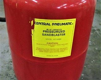 Pressurized Sandblaster 
