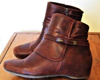 Ladies Boots