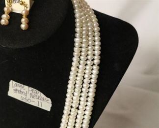 Large Pearls strand necklace and earring set