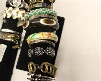 women's bracelets