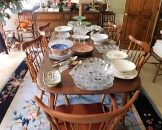 Cherry Dining Table With 6 Windsor Back Chairs