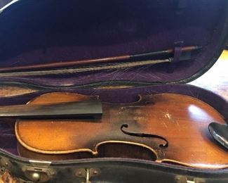 Violin- Gulielmus Lincoln Powers, Machiae in Republica, Anno 1910
