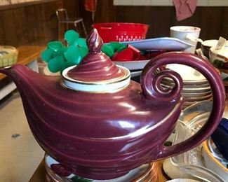 Hall Aladdin teapot
