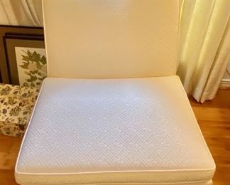 12- $200 Mid century modern single chair 29”W seat x 30”D x 32”T