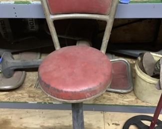 VINTAGE DINER STOOL