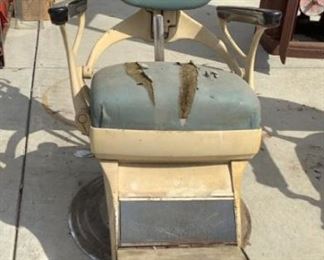 VINTAGE DENTIST CHAIR