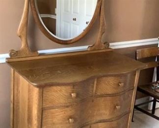 ANTIQUE DRESSER WITH MIRROR