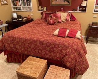 King bed, w/ memory foam mattress. 