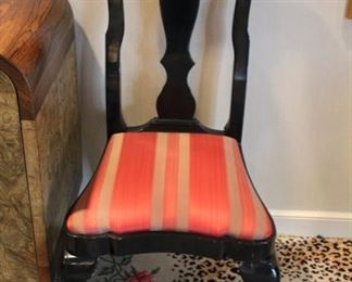 Set 8 black lacquer Queen Anne style dining chairs