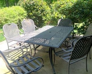 Outdoor patio table and chairs