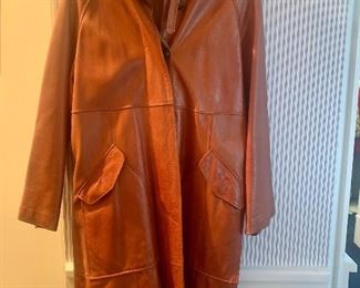 Oscar de last Renta full length leather coat