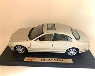 Maisto Jaguar model