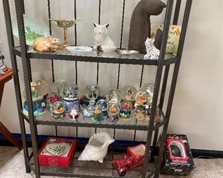snowglobes and other knick knacks