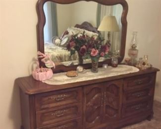 2nd Bedroom - Dresser with mirror