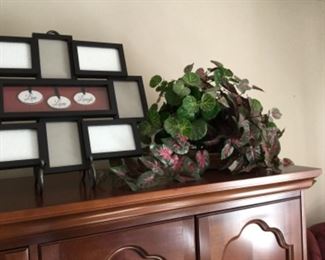 Frame for family pictures