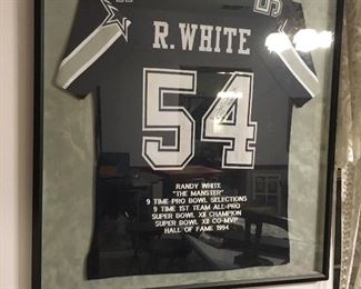 Signed & framed Randy “the Manster” White cowboys jersey! Father’s Day is coming up or get it for mom for 2022!