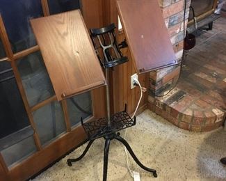 Great hymnal, bible or dictionary stand!