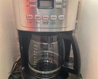 Cuisinart 14 cup programmable coffee maker 