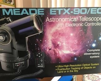 AMAZING! MEADE Telescope, Tripod & Accessories!