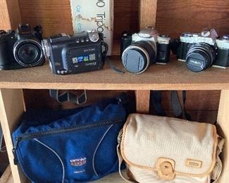 More vintage digital  cameras and bags