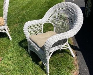 Wicker captains chair in excellent condition