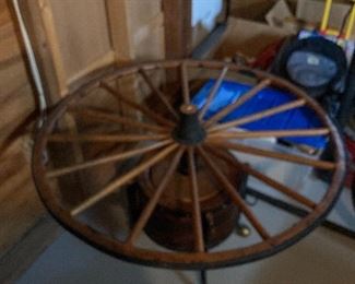 Wagon wheel table