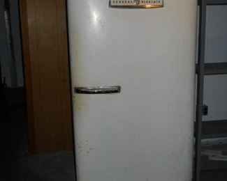 Vintage GE refrigerator