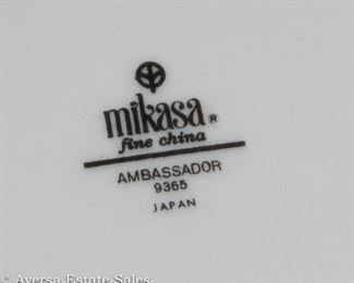 MIKASA China Dinnerware Set