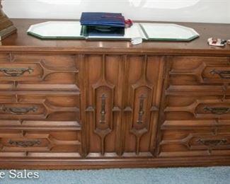 Vintage Bedroom  Dresser - For Sale NOW. 