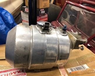 Fuel Tank with Holley carburetor.