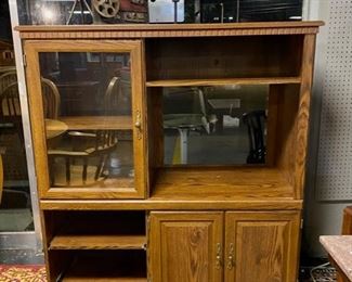  Oak Finished TV Cabinet with Glass Door