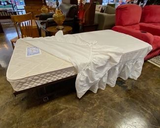 Collapsable Day Bed with a New "SERTA Limited" Twin Mattress
