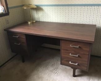 5 Drawer Desk 59.25in x 30in x 28.5in tall