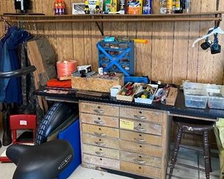 Printers Chest of Drawers / Workbench • A few tools, Black & Decker Battery Charging Blower 