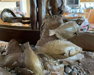 Detail of the Bronze statue by Australian artist L. Harris. The images don't do it justice!