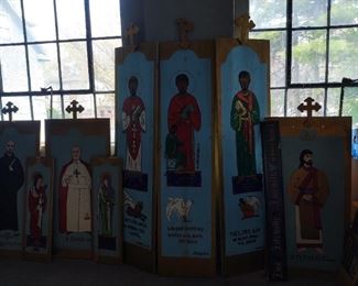 More hand painted religious figures under the panel