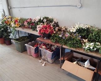 Great selection of high quality faux flowers and greenery