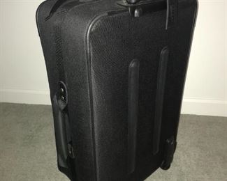 25" Upright Luggage (Black).